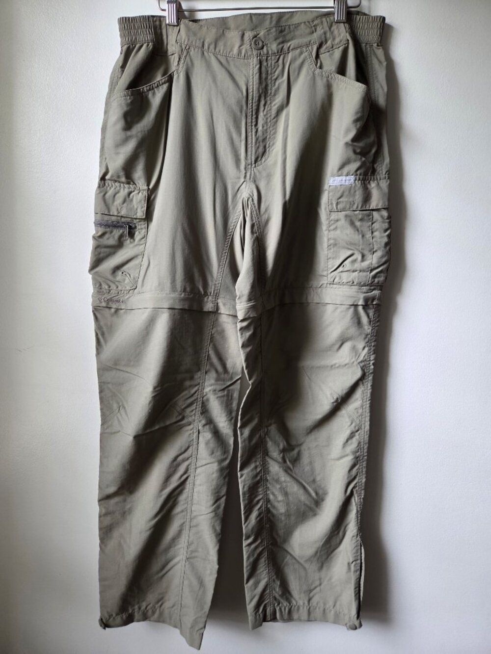 EUC COLUMBIA TITANIUM GREY TAUPE CONVERTIBLE PACKABLE OUTDOOR PANTS SIZE L WMNS